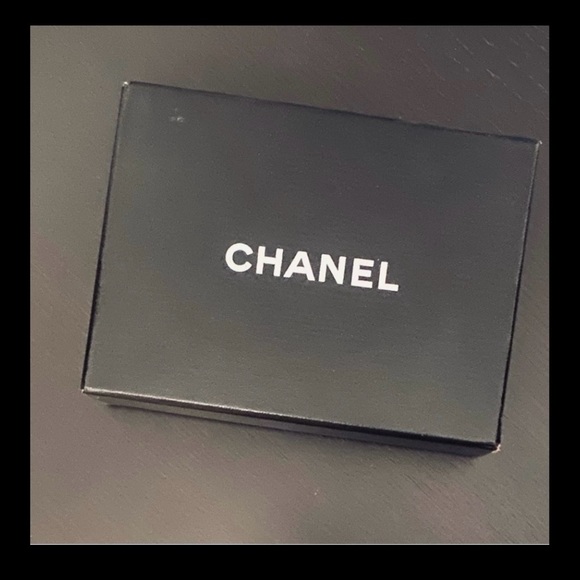 Chanel velour pochette mini bag - Picture 11 of 11